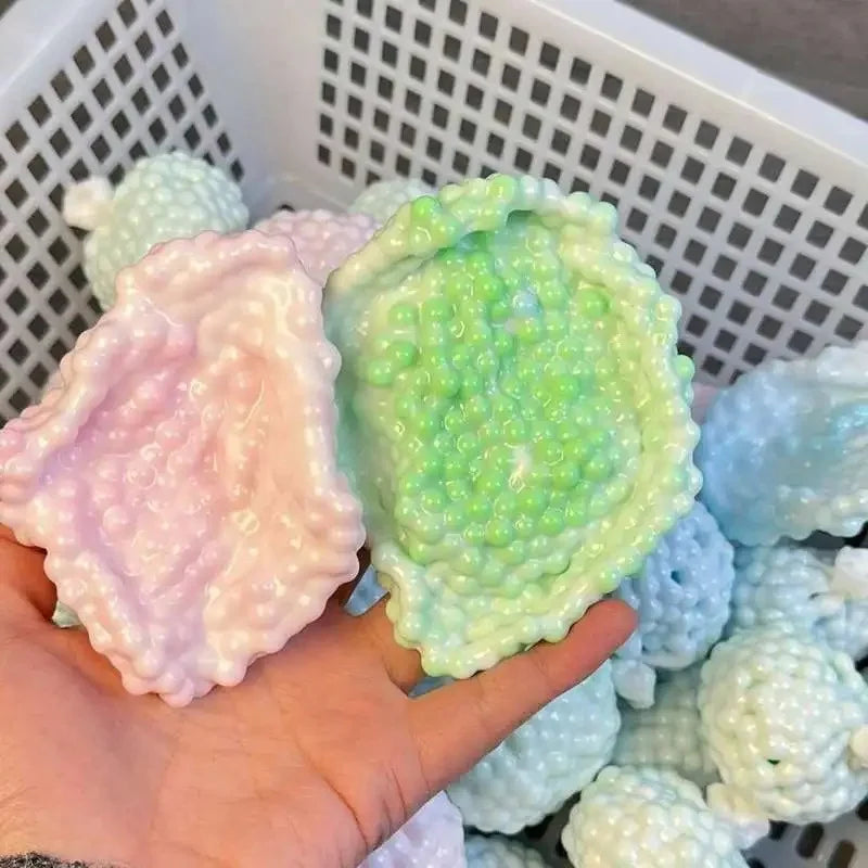 VaultBlobs Shape-Lock Squish — Moldable Vacuum Ball